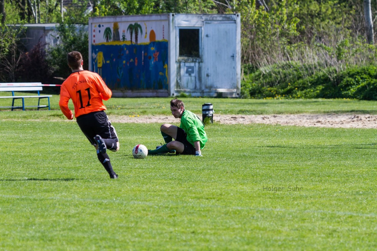 Bild 125 - Herren FSG BraWie 08 - TSV Ntzen : Ergebnis: 1:2